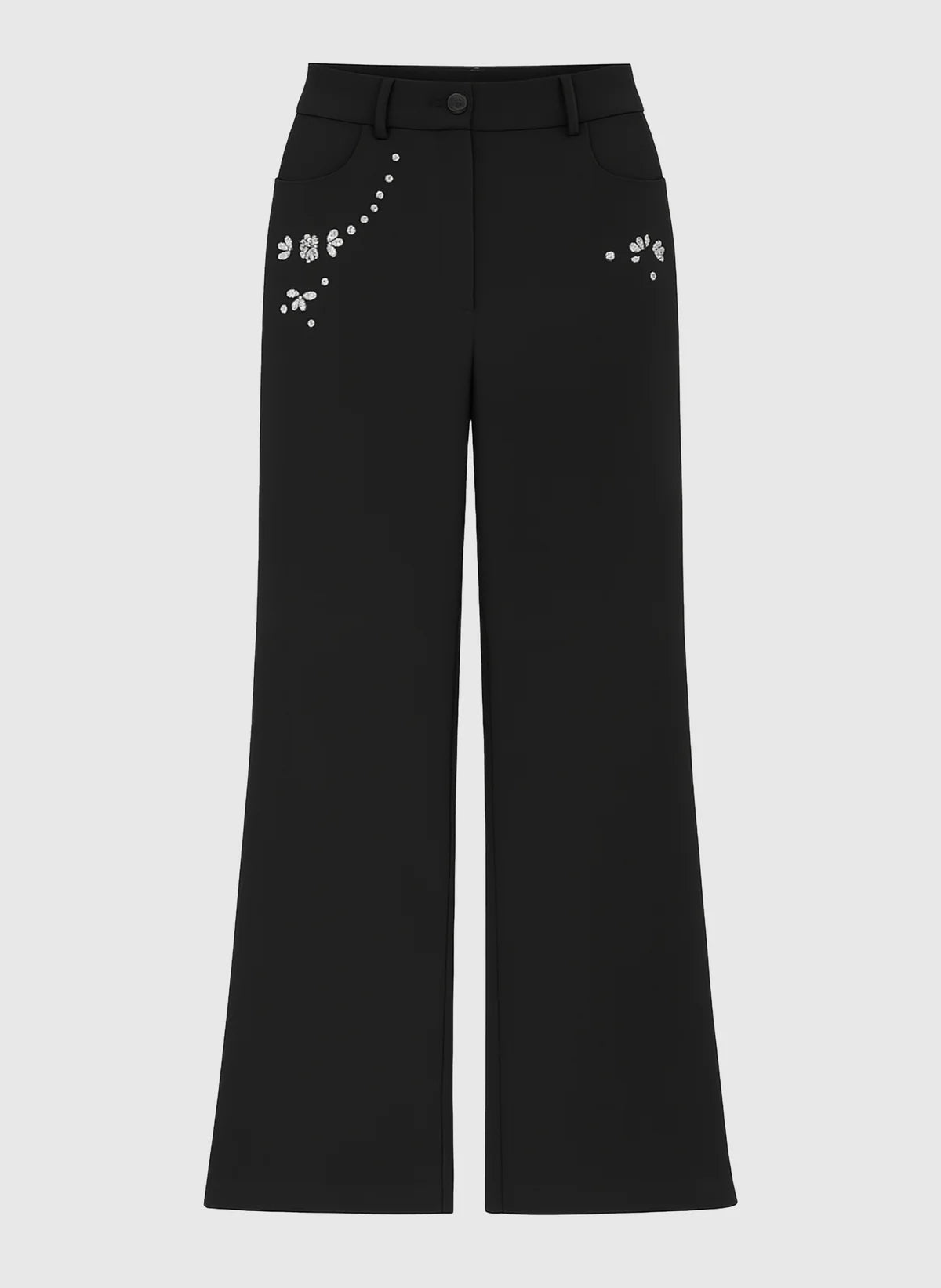 Pantalón recto con detalle de botones en laterales.
Composición: 95 Poliéster y 5% Elastano.
Se recomienda lavar a mano o en lavadora hasta 30º. No usar lejía, planchar suavemente del revés hasta 110º y no usar secadora.