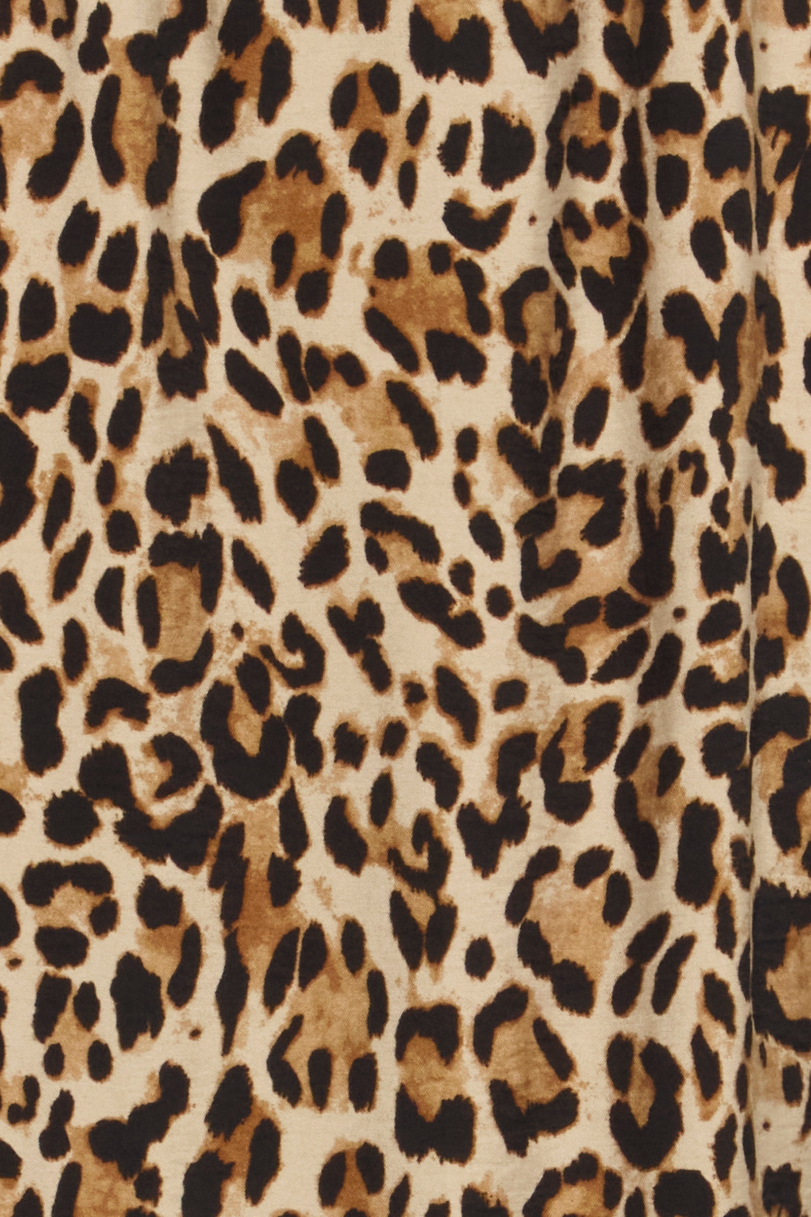 Falda midi animal print con bolsillos y goma en cintura.

Composición: 75% Viscosa, 13% Lino y 12% Poliamida.

Se recomienda lavar a mano o en lavadora hasta 30º. No usar lejía, planchar suavemente del revés hasta 110º y no usar secadora.