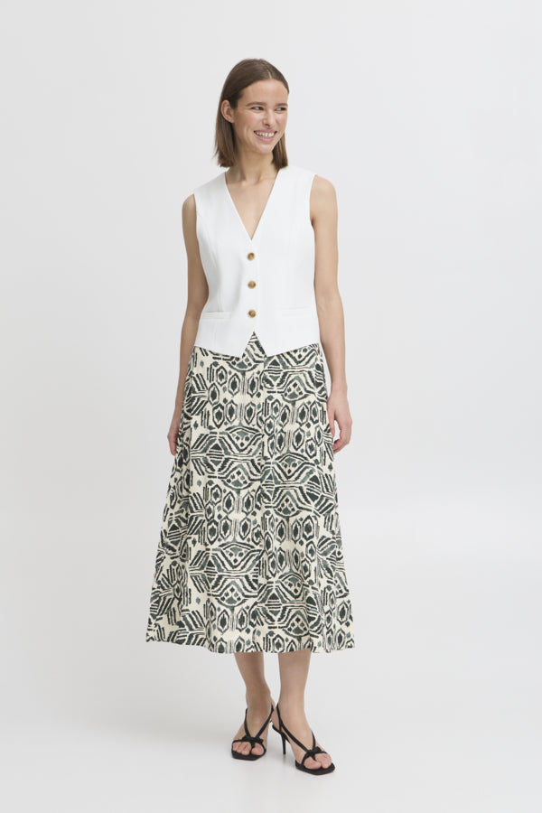 Falda midi, con goma en parte trasera de la cintura y abertura delantera.

Composición; 100% Viscosa (LENZING™ ECOVERO™).

Se recomienda lavar a mano o en lavadora hasta 30º. No usar lejía, planchar suavemente del revés hasta 110º y no usar secadora.