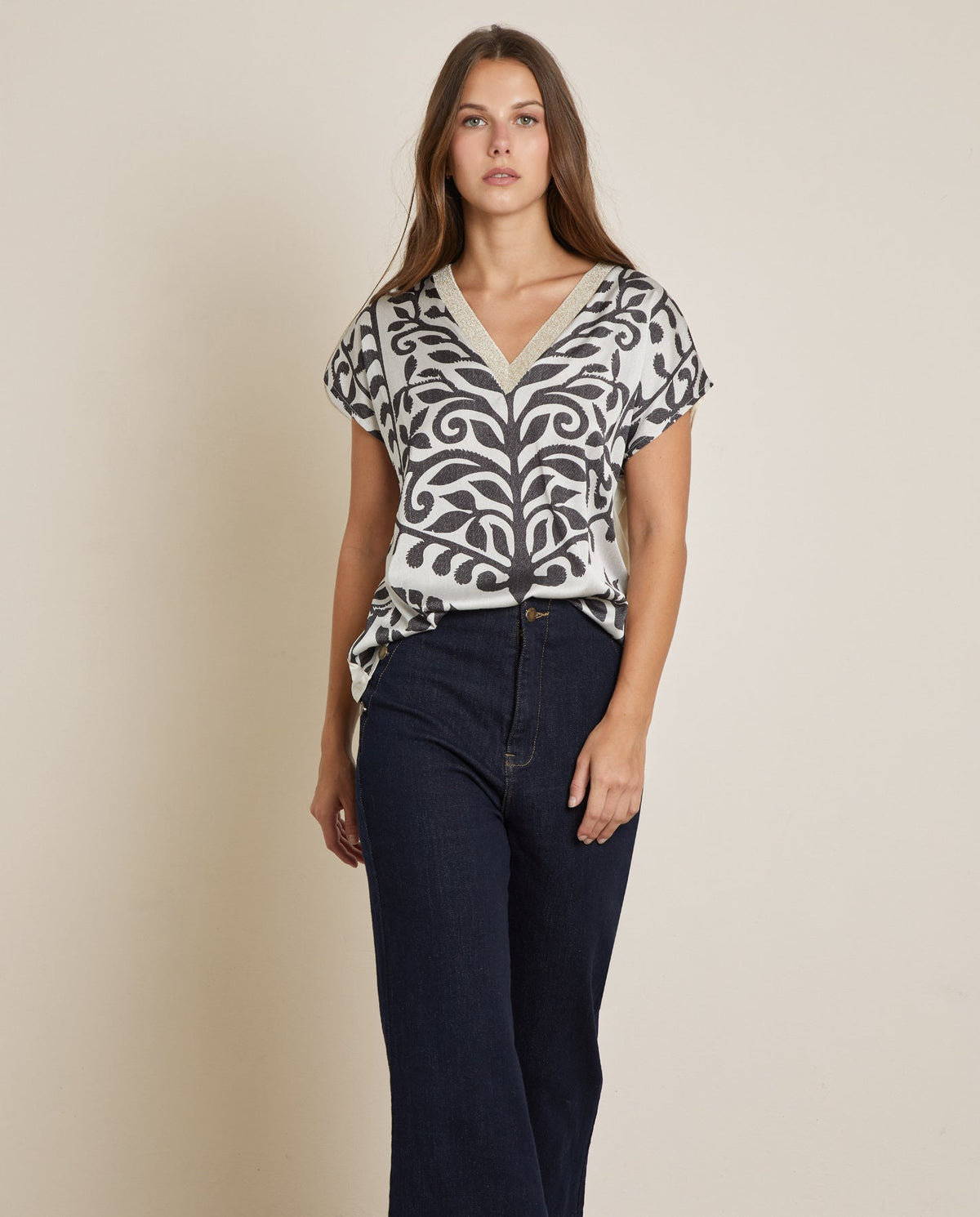 Camiseta pico Oro TRUCCO