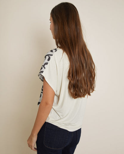 Camiseta pico Oro TRUCCO