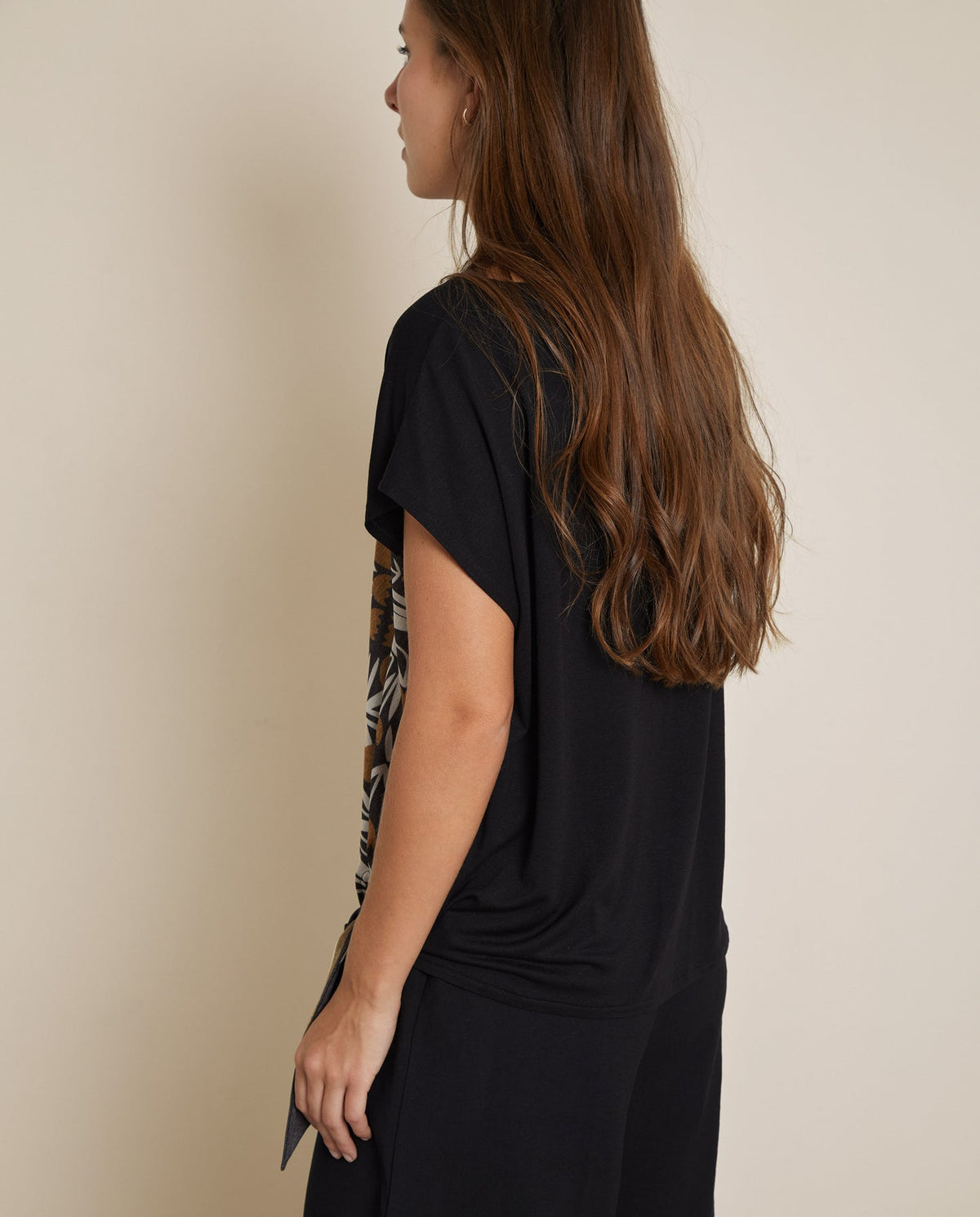 Camiseta NUDO LATERAL TRUCCO