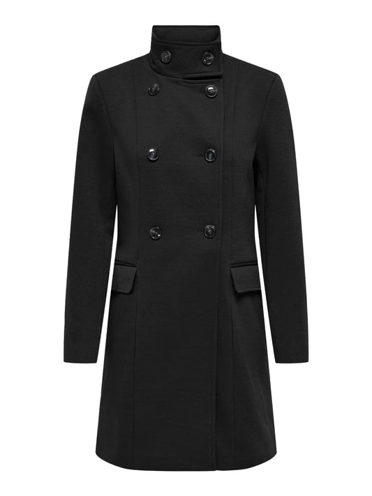 Abrigo de paño, de corte militar, con solapa cruzada y cuello chimenea.

Composición: 100% Poliéster.

Se recomienda lavar a mano o en lavadora hasta 30º. No usar lejía, planchar suavemente del revés hasta 110º y no usar secadora.