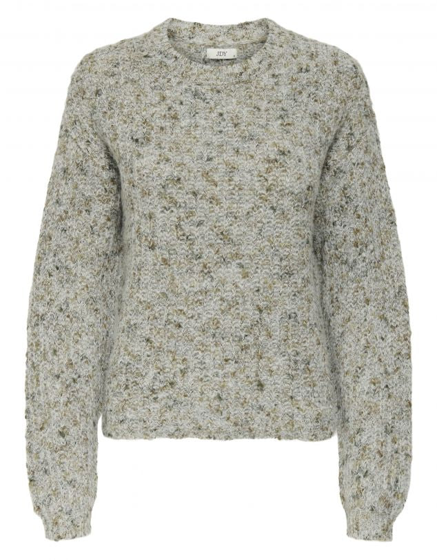 Jersey de cuello redondo, punto jaspeado, muy agradable al tacto.

Composición: 52% Acrílico, 43% poliéster y 5% Lana.

Se recomienda lavar a mano o en lavadora hasta 30º. No usar lejía, planchar suavemente del revés hasta 110º y no usar secadora.