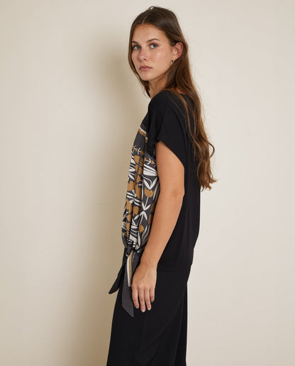 Camiseta NUDO LATERAL TRUCCO
