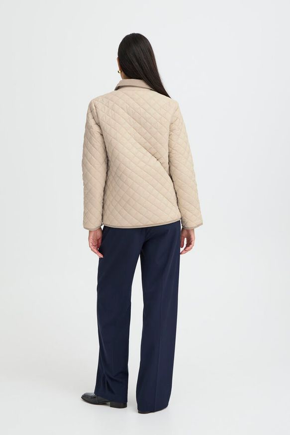 PArte trasera del abrigo acolchado beige de JDY