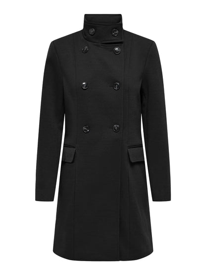 Abrigo de paño, de corte militar, con solapa cruzada y cuello chimenea.

Composición: 100% Poliéster.

Se recomienda lavar a mano o en lavadora hasta 30º. No usar lejía, planchar suavemente del revés hasta 110º y no usar secadora.