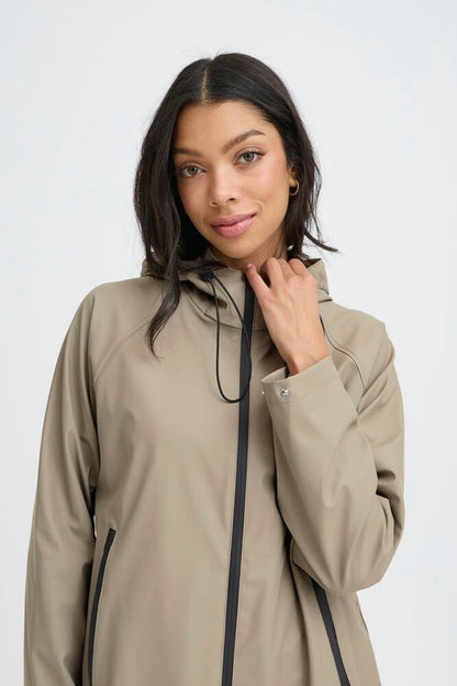 Chubasquero Largo  BYAVAN BYOUNG